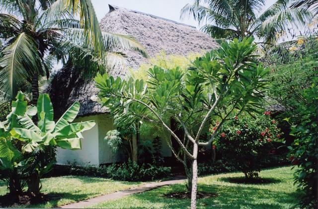 Les Datchi Cottages Diani Beach Extérieur photo